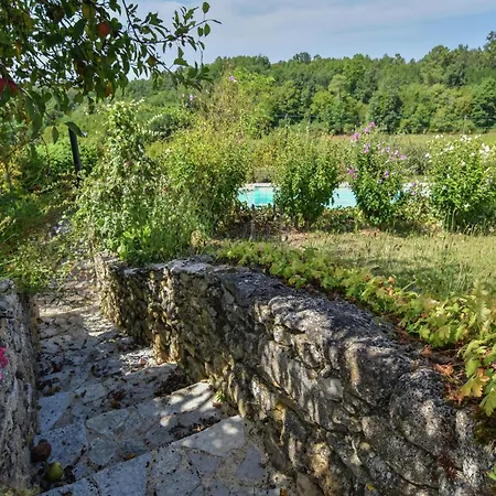 Traditional With Pool, Cleaning Included Holiday home Loubejac