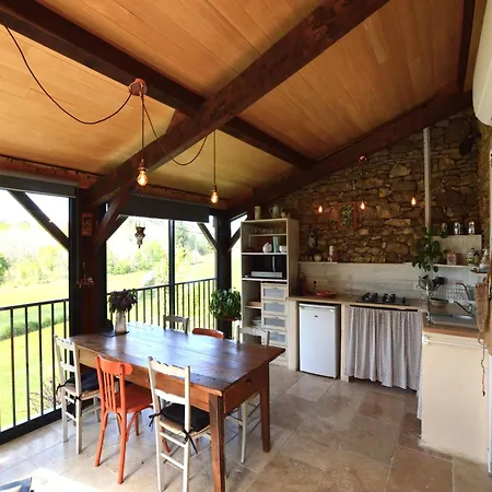 Holiday Home Loubejac Near Dordogne, Cleaning Included Prázdninový dům Loubejac